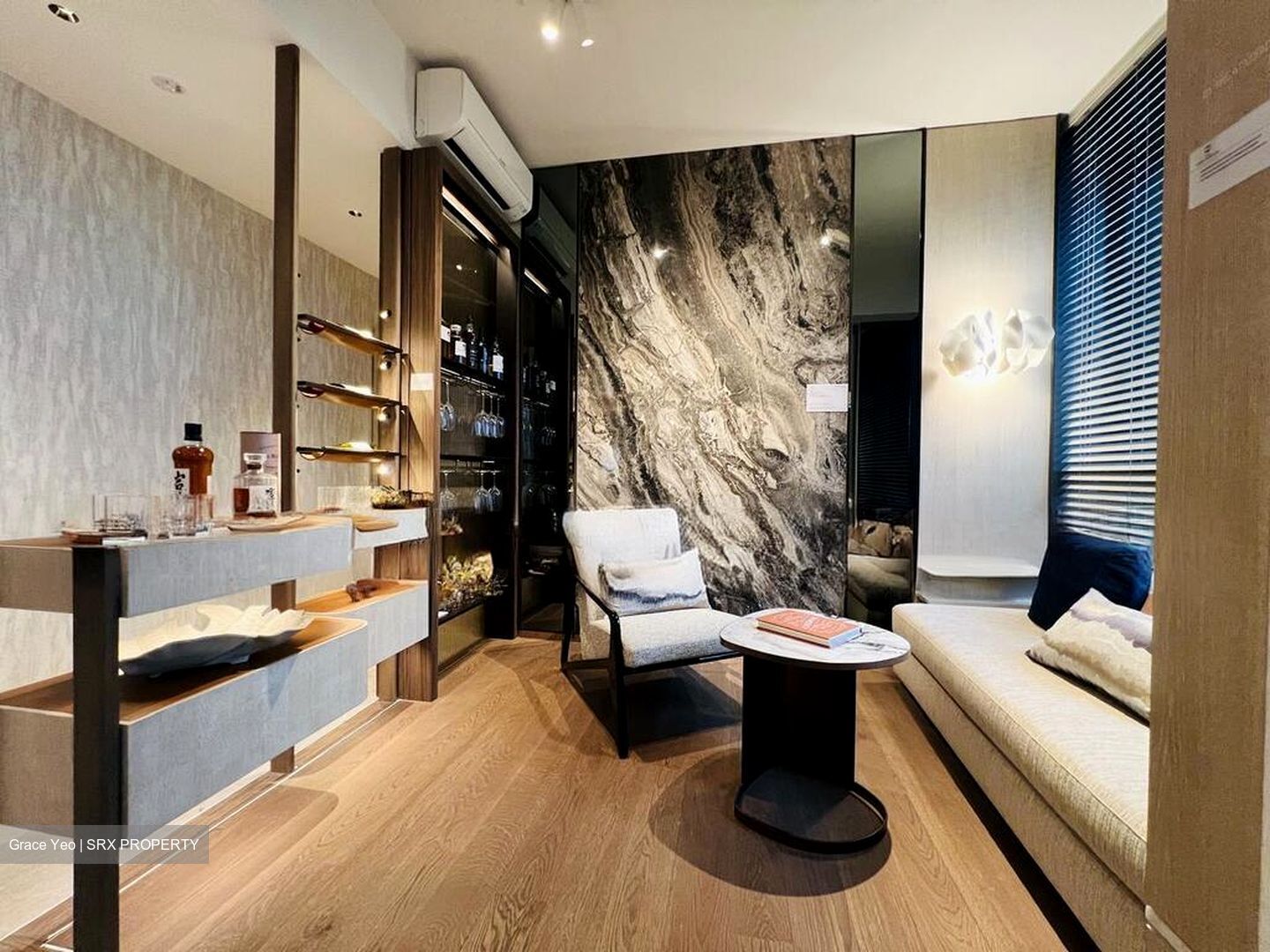 Marina Gardens Drive (D1), Condominium #502264051
